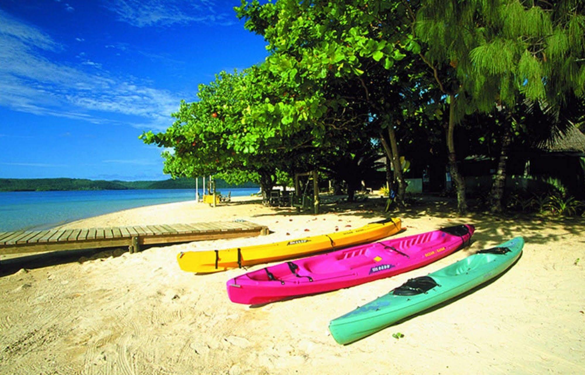 Tongan Beach Resort Utungake Exterior photo
